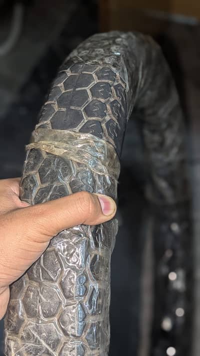 RARE TYRE ORIGINAL SUZUKI GS 150