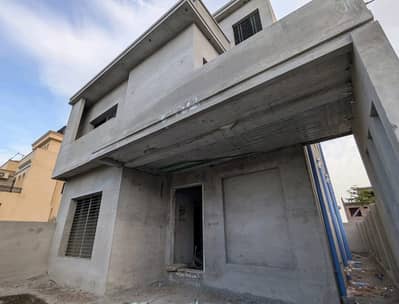 Grey Structure 10 Marla House For Sale