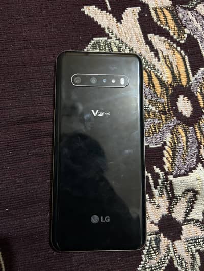 LG v60