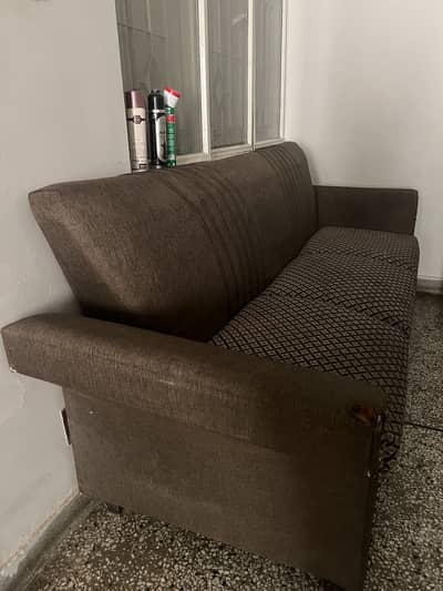 Selling Sofa Set – Average Condition