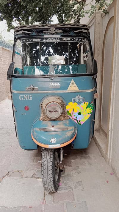 Unique GNG auto rickshaw