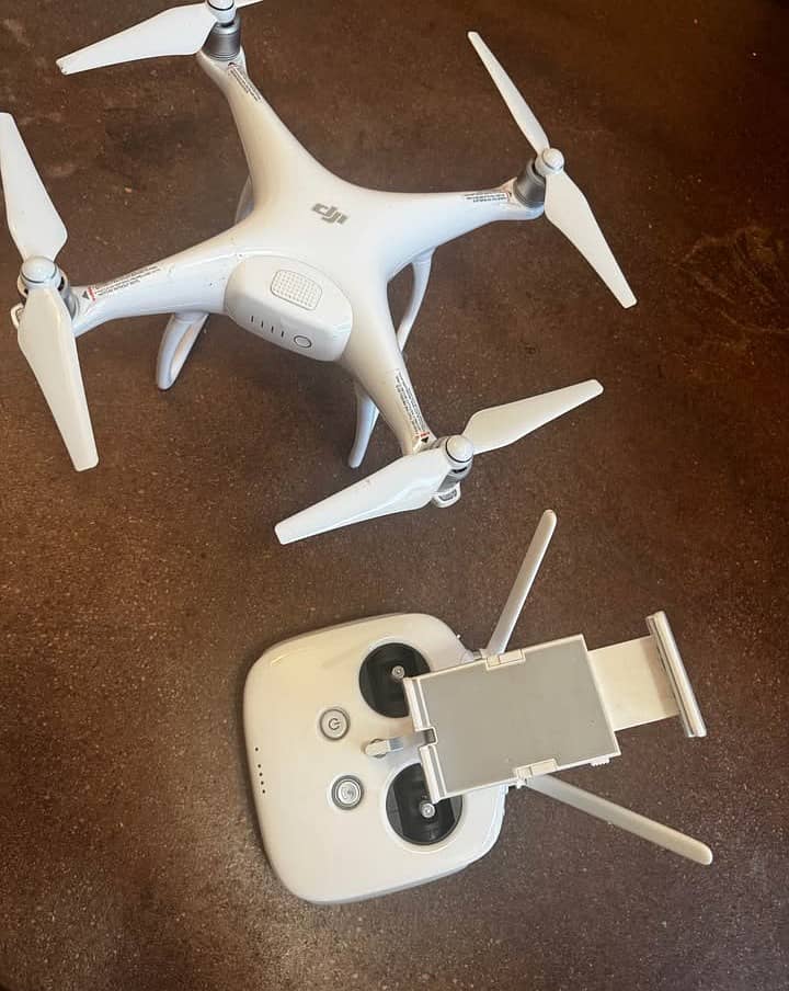 DJI Phantom 4 4