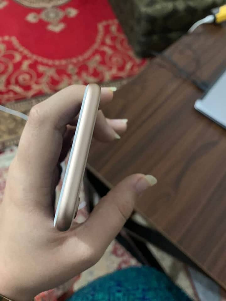 Apple iPhone 8 2