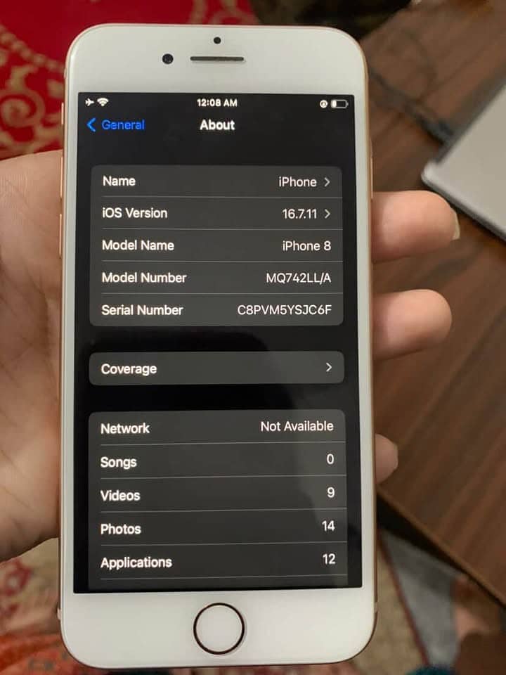 Apple iPhone 8 3
