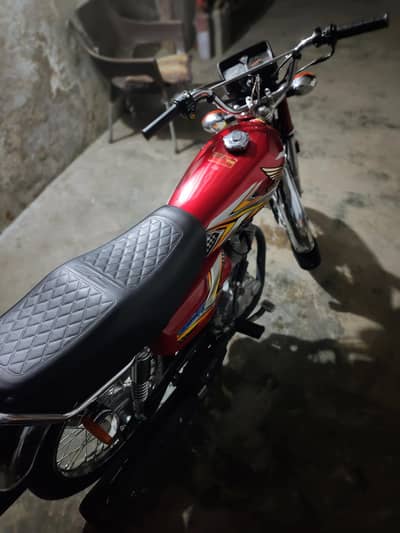 HONDA 125 APPLIED for