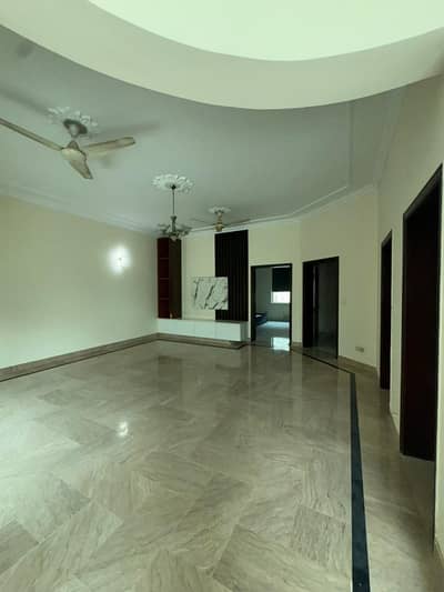 10 Marla Full House Available For Rent Wapda Town Phase 1 Block E2