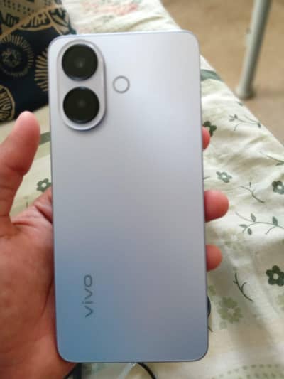 vivo v60 lite 5g  (only 5 days used )