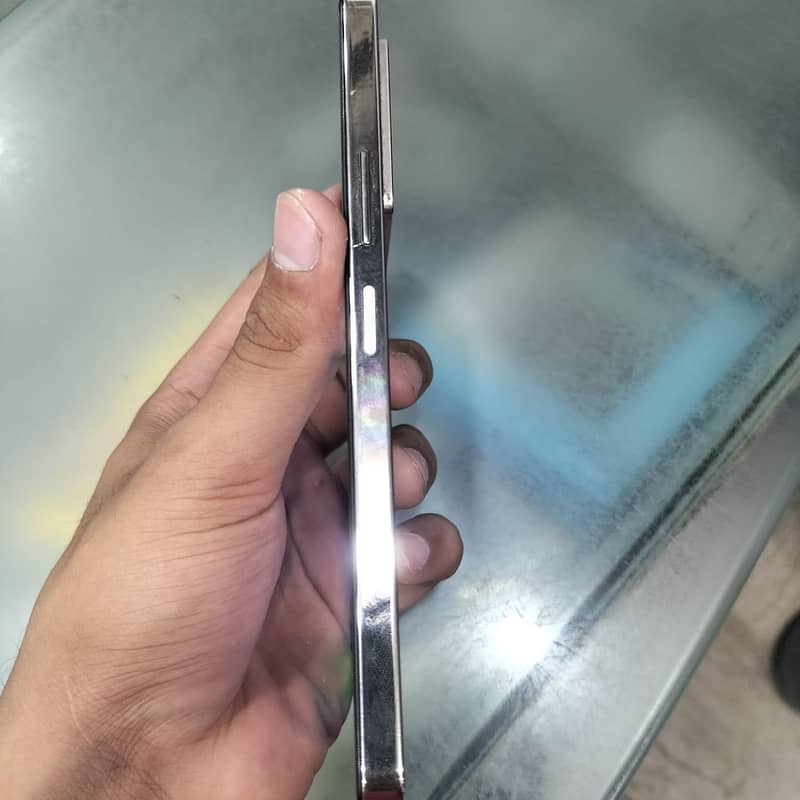 Infinix note 30 pro 3