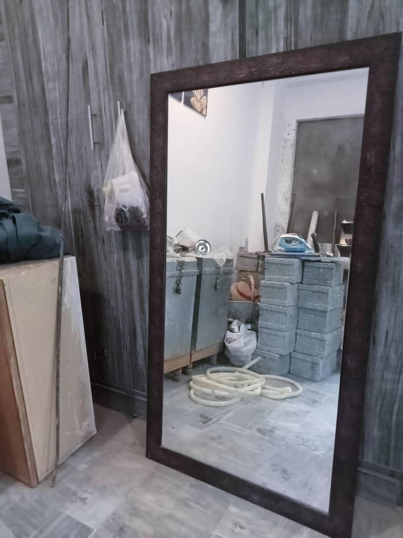 Mirror 0