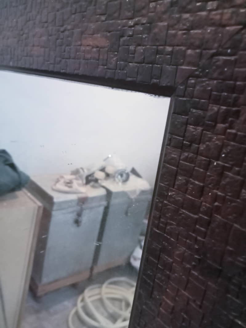 Mirror 6