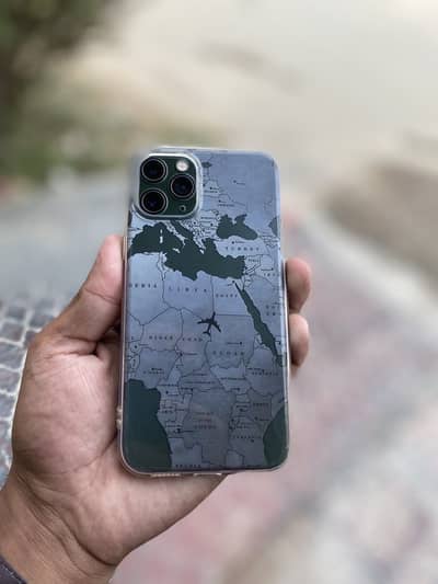 iPhone 11 Pro 64 GB condition 10/8 E Sim working