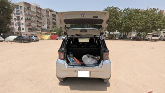 Daihatsu Mira 2016