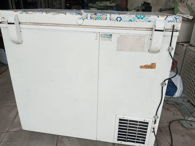 dawlance freezer 1