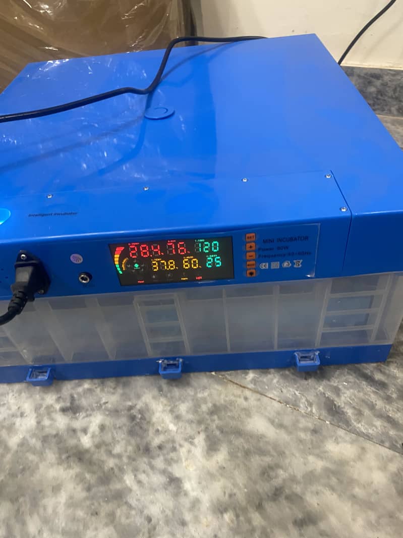 64 EGGS INCUBATOR AUTOMATIC MACHINE 1