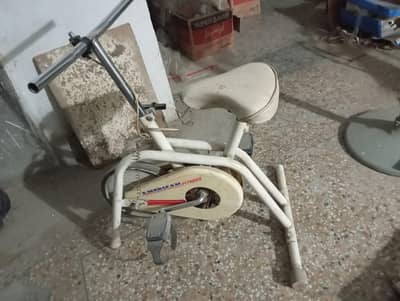 Gym cycle/indoor exercise machine/exercise bike/exercise cycle/fitness