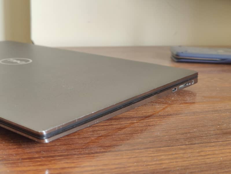DELL PRECISION 5550 1