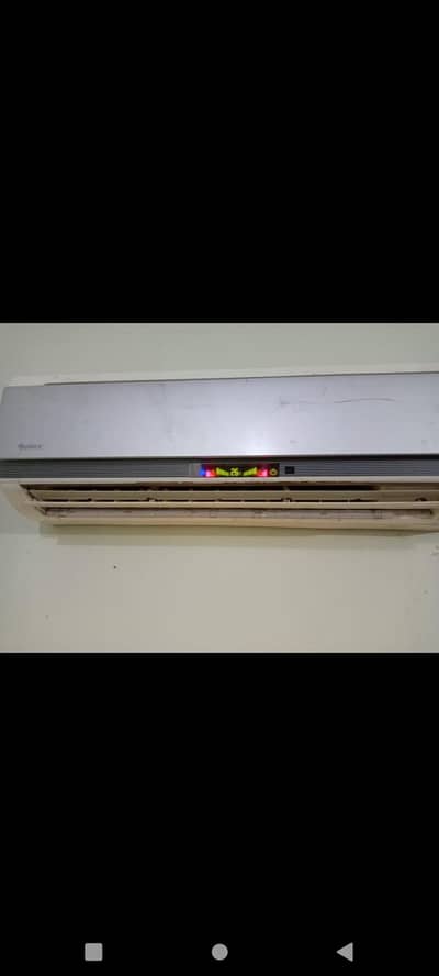1 ton gree split ac in good condition
