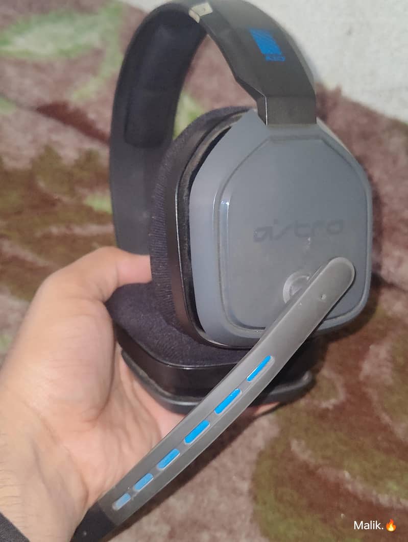Astro A10 headset 1