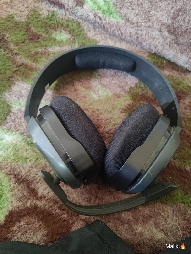 Astro A10 headset 6