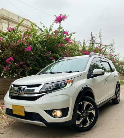 Honda BR-V 2017 SUV | Automatic | Excellent Condition
