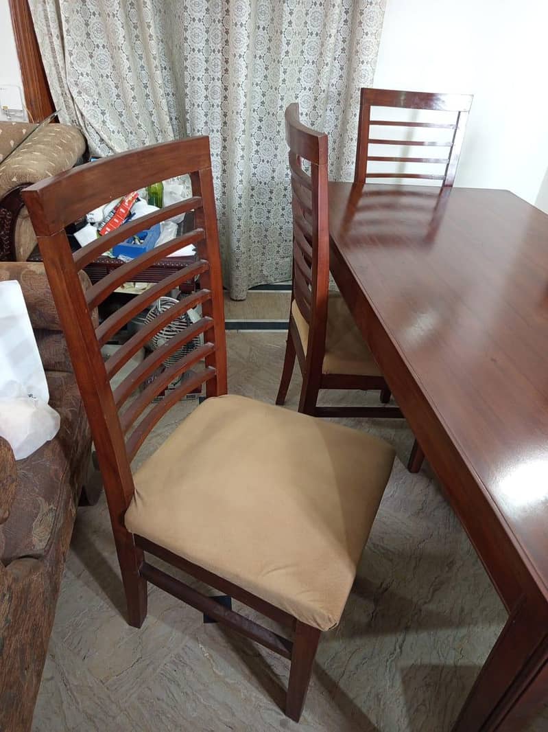 Dining table and chairs set 10