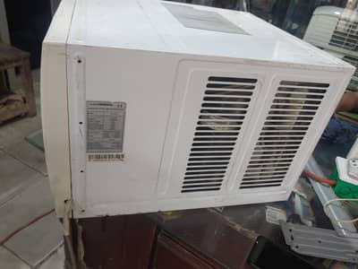 super general window Ac