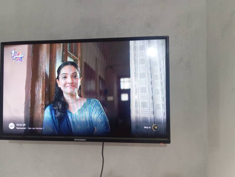 32 INCH LED 2