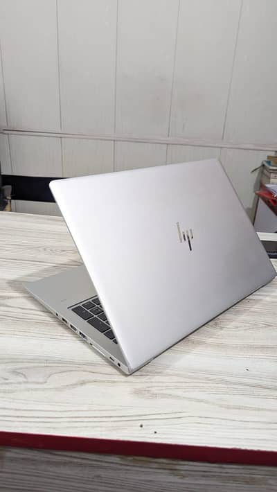 Touch Screen Hp Elite Book 850 G6 i5 8th gen 10 by 10
