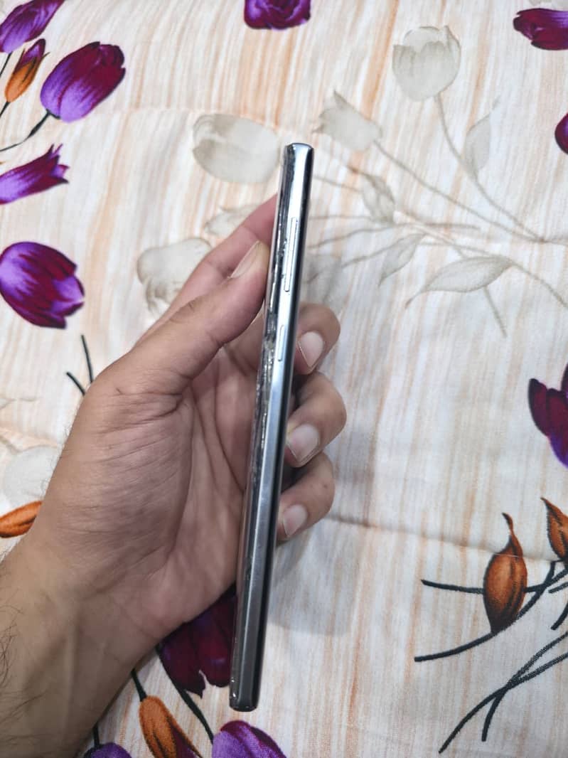 Samsung Mobile Note 9 5
