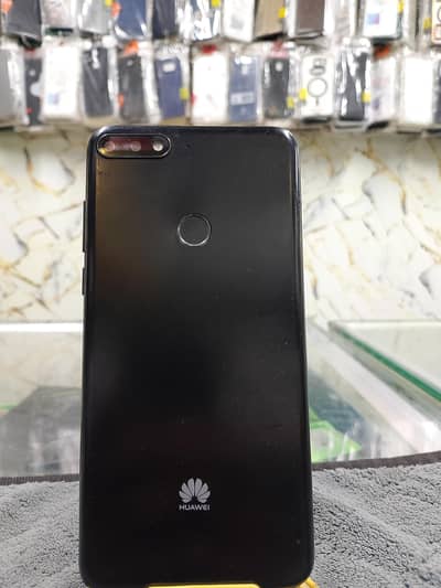 y7 prime 2018