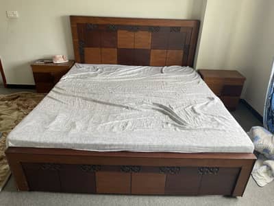 Double bed with foam and 2 side table