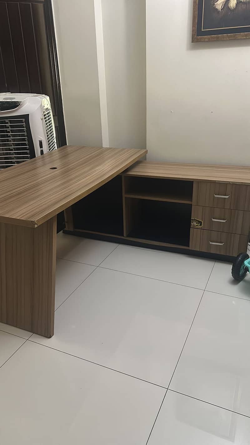 Office table 1