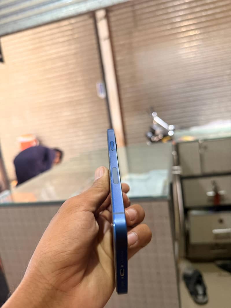 iphone 12 2
