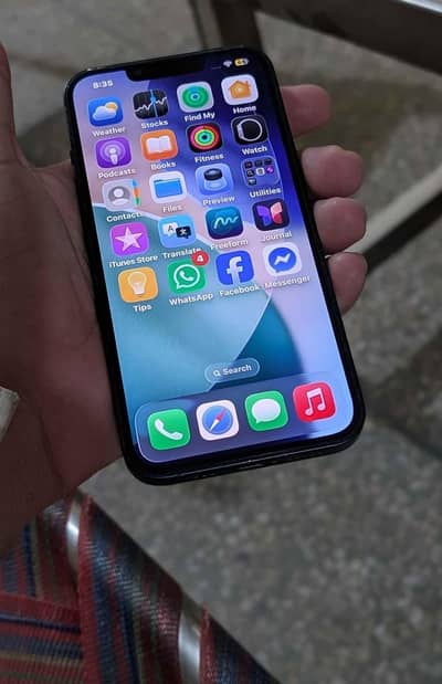 iPhone 13 Factory Unlock  128 gb  100 health waterpack