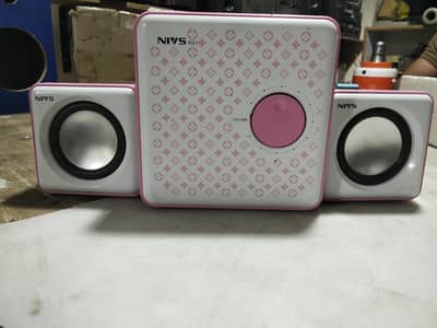 2.1 woffer speakers total janman brand new ha ap Isa LCD laptop