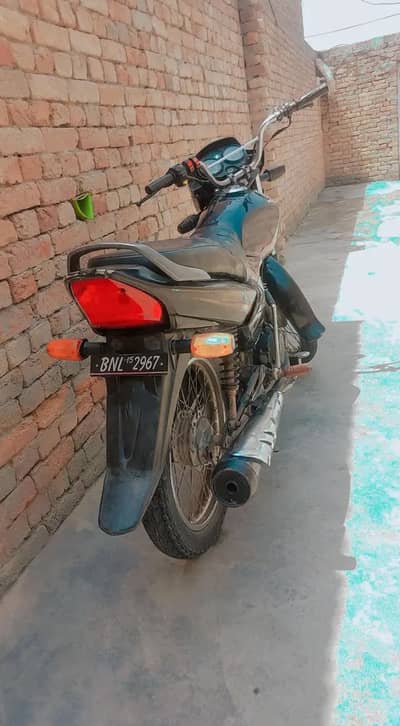 Cg dream 125 model 2015 location chishtian mandi