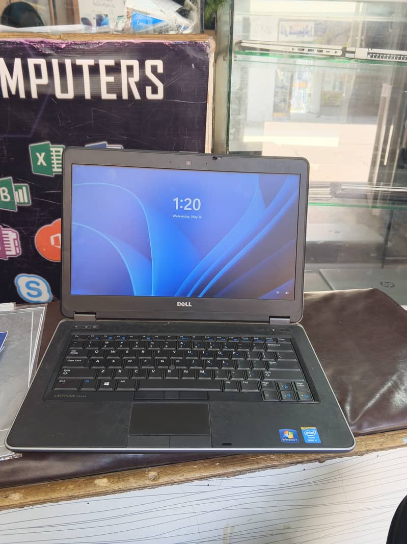 Laptop 0