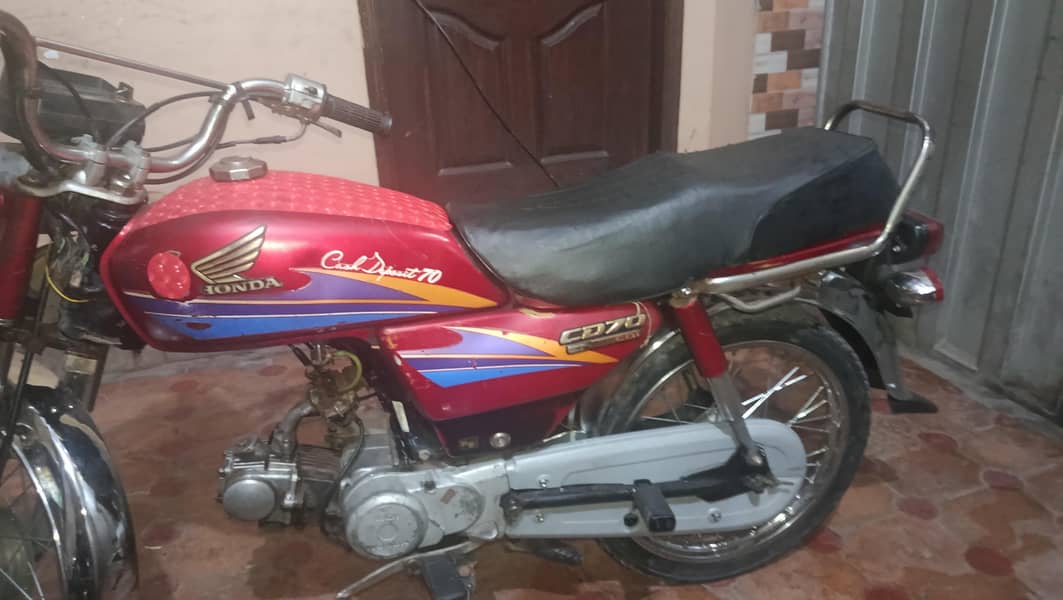 CD-70 2007 1