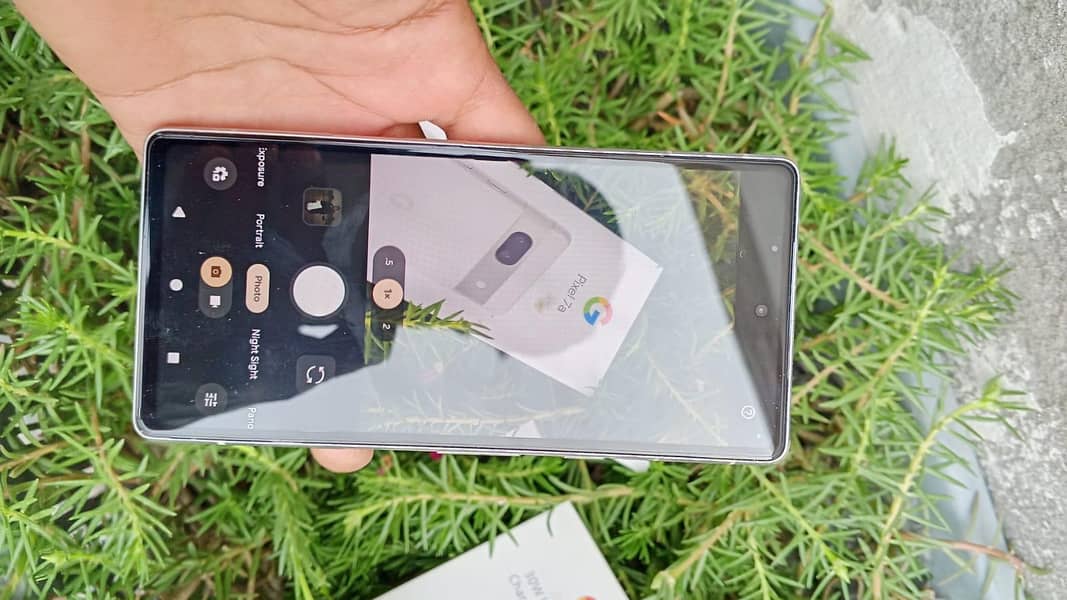 Google pixel 7a 5