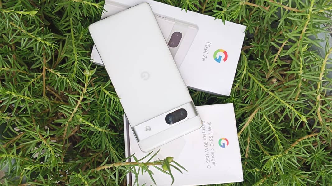 Google pixel 7a 12