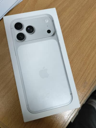 iphone 17 pro max silver colour 256GB factory unlock