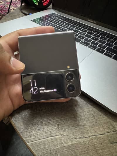 Samsung Z flip 4 Pta approved
