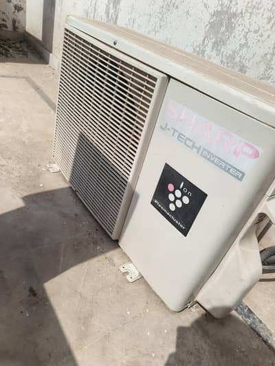 Ac sharp 1.5 ton inverter