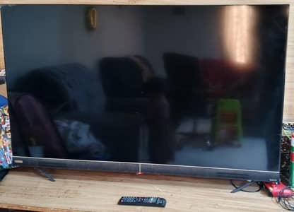 Changhong Ruba smart tv 40"