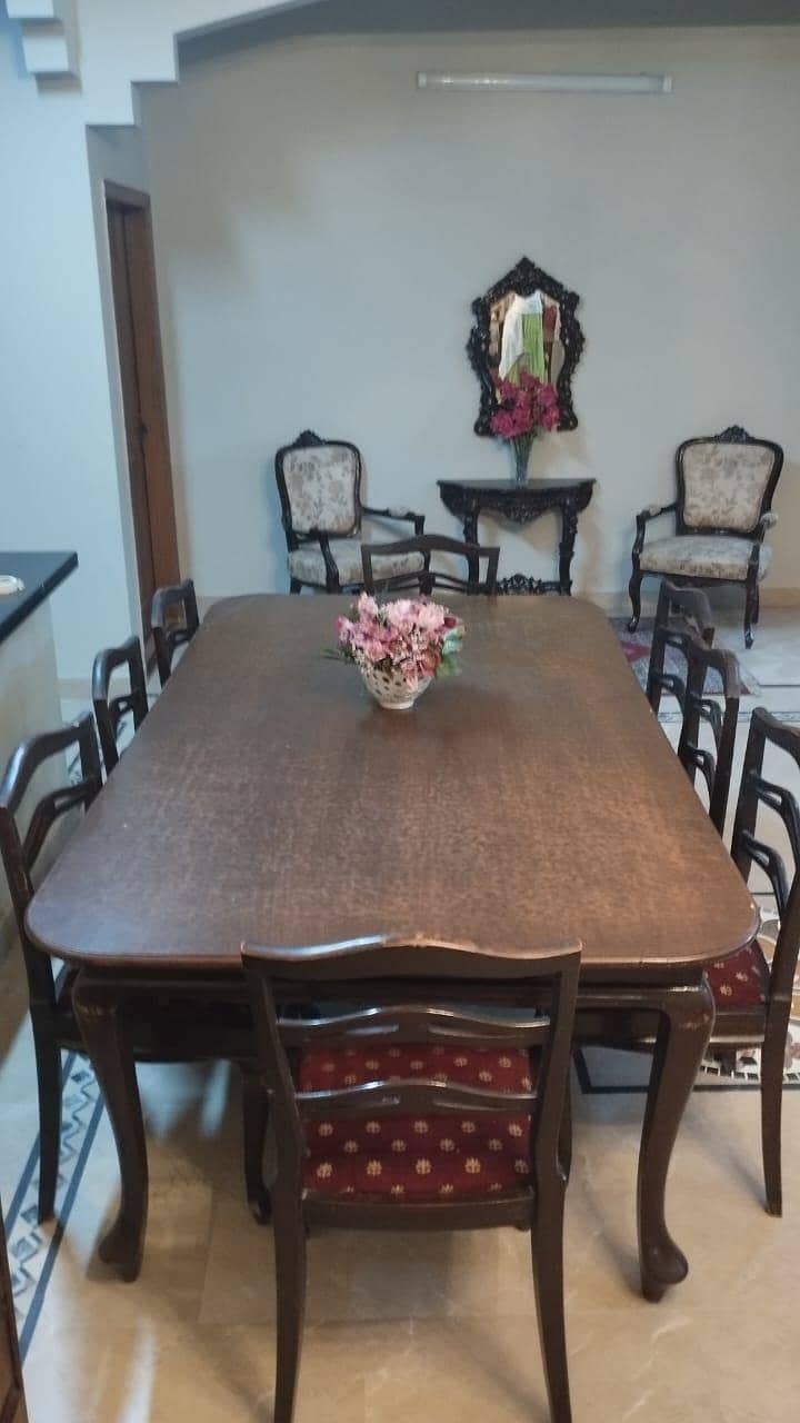 Dining table set (including chairs) 4