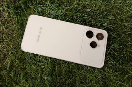 Tecno spark 40