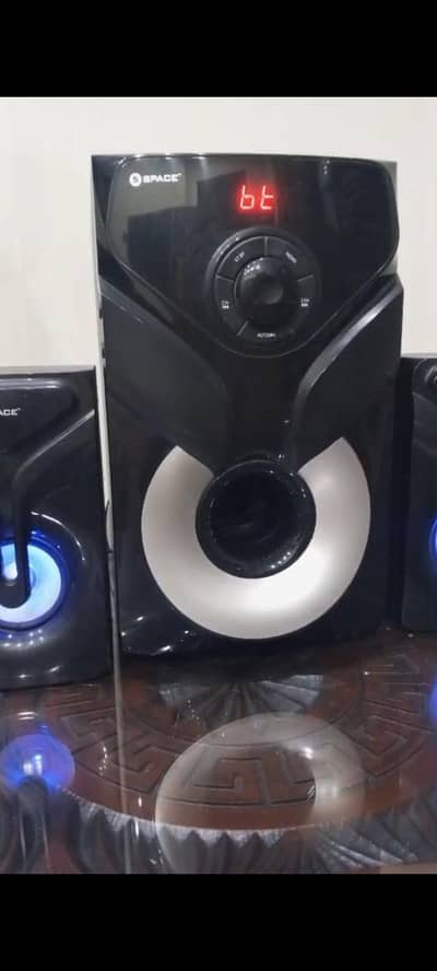 Hulk Space speaker