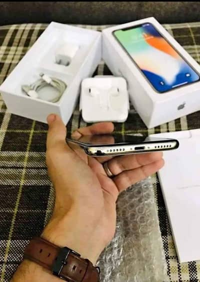 iPhone x 256 GB PTA Approved original for seller me  03425864753