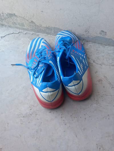 football shoes 8 number size