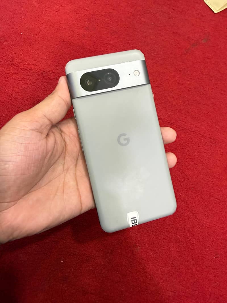 Google Pixel 8 1